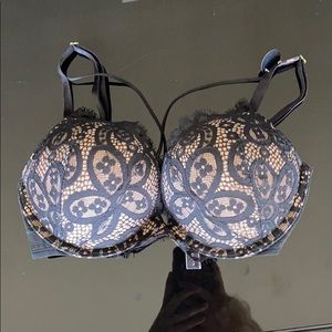 32C Victoria Secret Push-up Bra